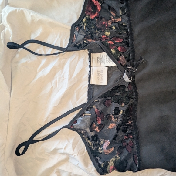 Black Floral Sheer Chemise - Picture 2 of 3